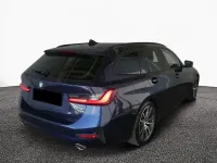Gebraucht BMW 330 Advantage 258 PS (189 kW) 2022 Blau Kombi