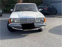 Gebraucht Mercedes E280 185 PS (136 kW) 1980 Weiß Limousine