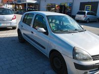 Gebraucht Renault Clio II 90 PS (66 kW) 2003 Grau Kleinwagen
