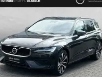Używany Volvo V60 Core 197 KM (144 kW) 2025 Szary Kombi