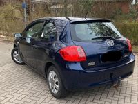 Gebraucht Toyota Auris 97 PS (71 kW) 2007 Blau Kleinwagen