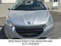 Gebraucht Peugeot 208 Active 68 PS (50 kW) 2013 Grau Kleinwagen