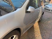 Gebraucht VW Golf V 105 PS (77 kW) 2005 Silber Kleinwagen