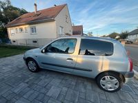 Gebraucht Renault Clio II 58 PS (42 kW) 1998 Silber Kleinwagen