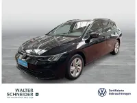 Gebraucht VW Golf VIII Life 150 PS (110 kW) 2022 Deep black perleffekt Kombi