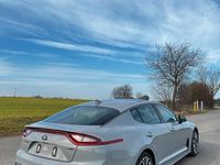 Gebraucht Kia Stinger GT-Line 245 PS (180 kW) 2020 Grau Kleinwagen