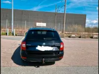 Gebraucht Skoda Superb 115 PS (84 kW) 2013 Schwarz Kombi