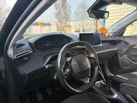 Gebraucht Peugeot 208 Active 100 PS (73 kW) 2022 Schwarz Kleinwagen