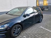 Gebraucht VW Golf VII 131 PS (96 kW) 2019 Schwarz Kleinwagen