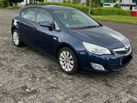 Gebraucht Opel Astra 116 PS (85 kW) 2010 Blau Limousine