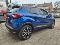 Second-hand Renault Captur Version S 150 CP (110 kW) 2018 Albastru SUV