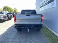 Neu Chevrolet Silverado LT 426 PS (313 kW) 2026 Grau SUV