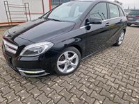 Gebraucht Mercedes B200 136 PS (100 kW) 2012 Schwarz Van / Kleinbus