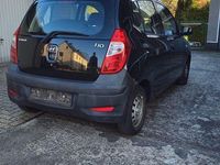 Gebraucht Hyundai i10 69 PS (50 kW) 2012 Schwarz Kleinwagen
