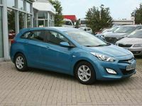 gebraucht Hyundai i30 CW 1.4 Sitzheizung + Tempomat + PDC