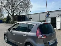 Gebraucht Renault Scénic III Dynamique 106 PS (77 kW) 2010 Grau Kleinwagen