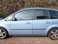 Second-hand Ford Focus 100 CP (73 kW) 2004 Albastru Break