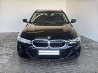 Gebraucht BMW 318 156 PS (114 kW) 2023 Schwarz Kombi