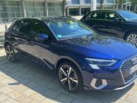 Gebraucht Audi A3 Ambiente 150 PS (110 kW) 2021 Blau Limousine