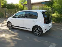 Usado VW up! Sound 90 CV (66 kW) 2017 Blanco Utilitario