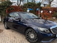 Gebraucht Mercedes E220 194 PS (142 kW) 2016 Blau Limousine