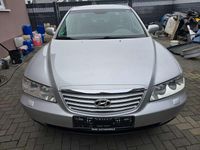 Gebraucht Hyundai Grandeur 235 PS (172 kW) 2010 Silber Limousine