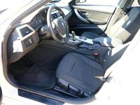 Gebraucht BMW 316 Executive 116 PS (85 kW) 2015 Weiß Kombi