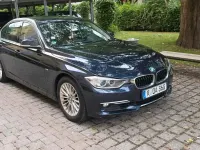 Gebraucht BMW 320 Luxury Line 183 PS (134 kW) 2012 Blau Limousine
