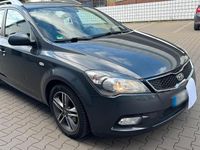Second-hand Kia Ceed 116 CP (85 kW) 2012 Gri Hatchback