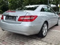 Gebraucht Mercedes E220 170 PS (125 kW) 2011 Silber Coupé