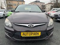 Gebraucht Hyundai i30 109 PS (80 kW) 2010 Braun Limousine