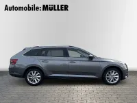 Gebraucht Skoda Superb Style 200 PS (147 kW) 2023 Graphitegrau metallic Kombi