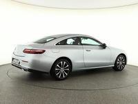 Gebraucht Mercedes E400 Avantgarde 330 PS (242 kW) 2021 Metalliclack hightechsilber Coupé