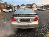 Gebraucht Mercedes C200 163 PS (119 kW) 2003 Silber