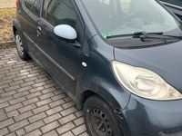 Gebraucht Peugeot 107 68 PS (50 kW) 2005 Grau Kleinwagen