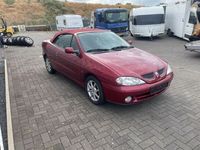 Gebraucht Renault Mégane Cabriolet 95 PS (69 kW) 1999 Rot Cabrio