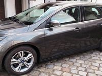 Usata Ford Focus 125 CV (91 kW) 2017 Grigio Station wagon