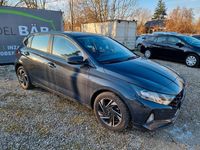 Gebraucht Hyundai i20 Trend 101 PS (74 kW) 2023 Grau Kleinwagen