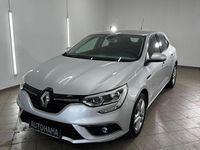 Gebraucht Renault Mégane IV Experience 132 PS (97 kW) 2017 Grau Limousine