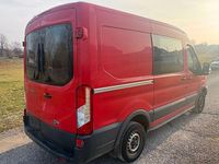 Usado Ford Transit 131 HP (96 kW) 2017 Vermelho Monovolume