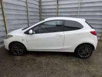 Usata Mazda 2 Inclusive 86 CV (63 kW) 2009 Bianco Utilitaria