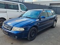 Gebraucht Audi A4 125 PS (91 kW) 1999 Blau Kombi