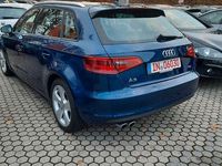 Gebraucht Audi A3 Ambition 150 PS (110 kW) 2014 Blau Limousine