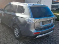Begagnad Mitsubishi Outlander 150 HK (110 kW) 2014 Grå SUV