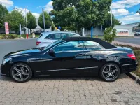 Gebraucht Mercedes 220 170 PS (125 kW) 2011 Schwarz Cabrio