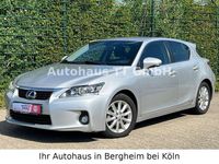 Gebraucht Lexus CT200h 99 PS (72 kW) 2011 Silber Limousine