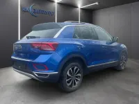 Gebraucht VW T-Roc Style 150 PS (110 kW) 2023 Blau SUV