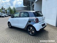 Gebraucht Smart ForFour Electric Drive Exclusive 60 kW (82 PS) 2021 Weiß Limousine