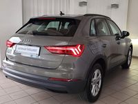 Gebraucht Audi Q3 Basis 150 PS (110 kW) 2020 Grau SUV