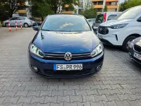 Gebraucht VW Golf VI Team 105 PS (77 kW) 2010 Blau Kleinwagen